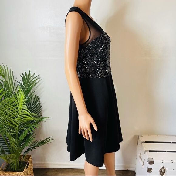 SD Collection Sequin Mesh Scuba Dress Size 10P - Picture 2 of 14